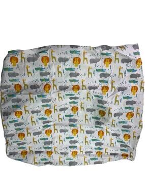 Crib Sheet Lion Hippo Giraffe Alligator Animals Jungle White Yellow Silver